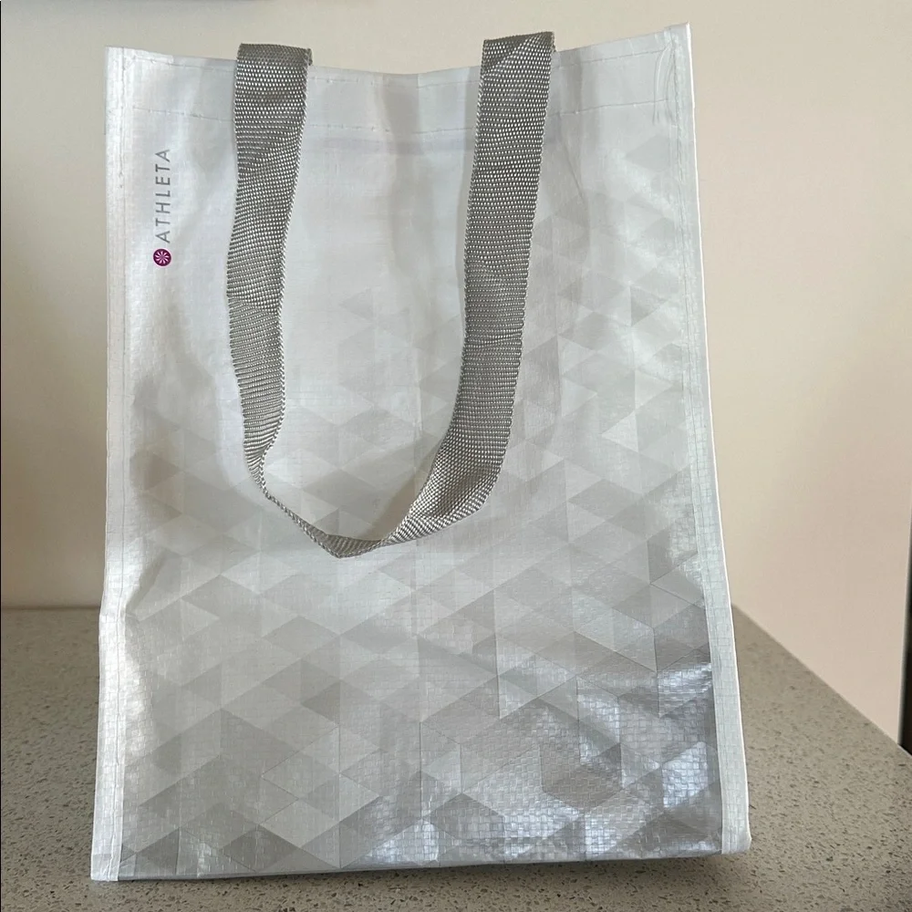 ATHLETA WHITE SHOPPER BAG